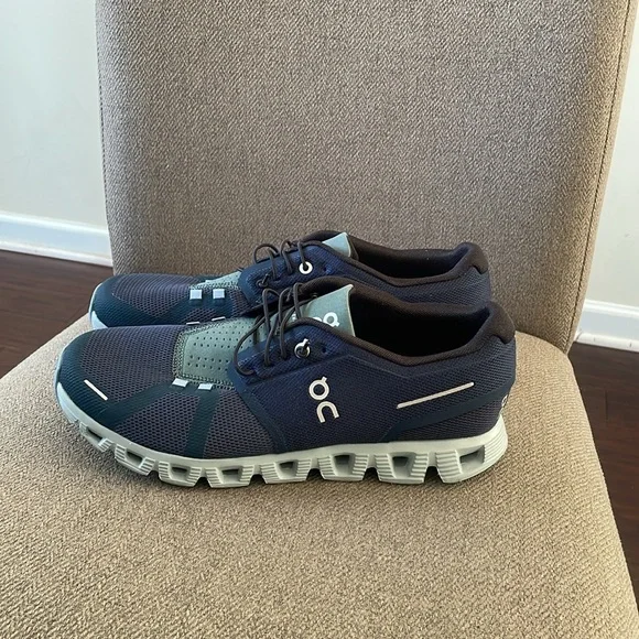 ON RUNNING ON CLOUD Sneaker - Picture 2 of 4